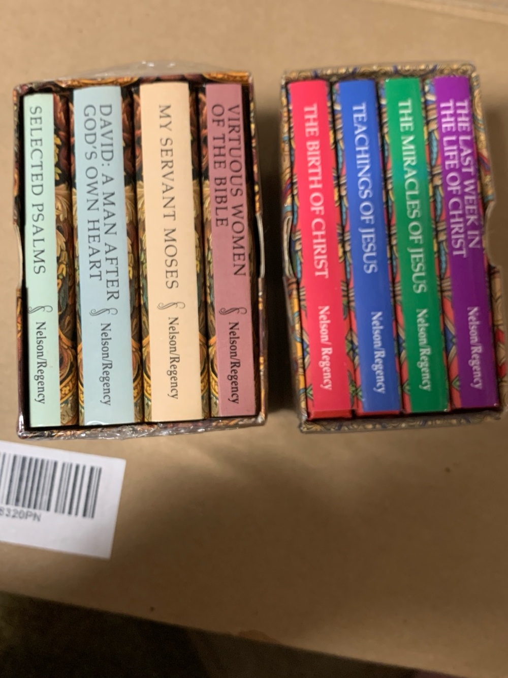 Nelson Regency Mini Book Set - Multicolor